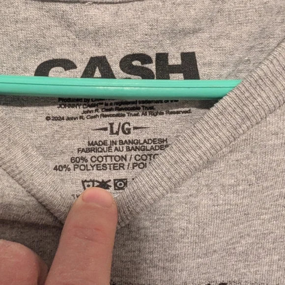 Johnny Cash Graphic Gray T-Shirt - Picture 3 of 3